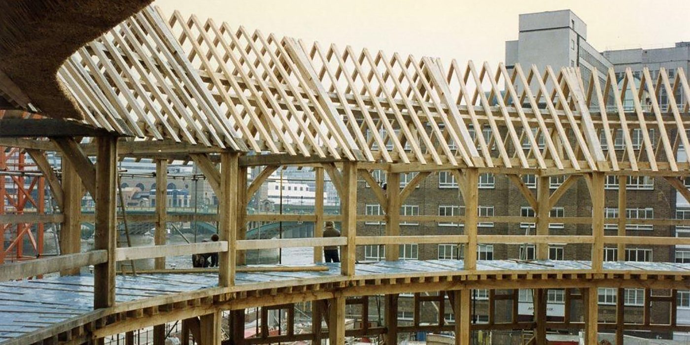 Globe Theatre Construction Veneables Oak A portion of a circular timber frame